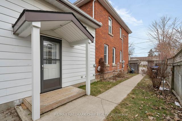 43 Queen St E, House detached with 5 bedrooms, 3 bathrooms and 4 parking in Springwater ON | Image 26
