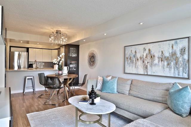 522 - 801 King St W, Condo with 2 bedrooms, 2 bathrooms and 1 parking in Toronto ON | Image 32
