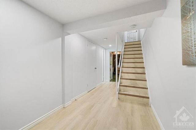 445 Kintyre Private, Townhouse with 4 bedrooms, 2 bathrooms and 1 parking in Ottawa ON | Image 19