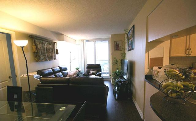 1205 - 4090 Living Arts Dr, Condo with 2 bedrooms, 2 bathrooms and 1 parking in Mississauga ON | Image 5