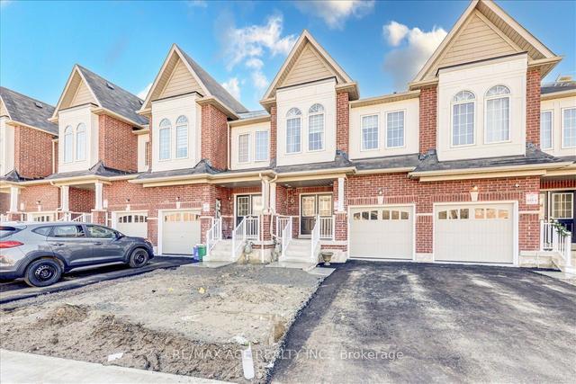 1155 Jim Brewster Circ, House attached with 4 bedrooms, 4 bathrooms and 3 parking in Oshawa ON | Image 12