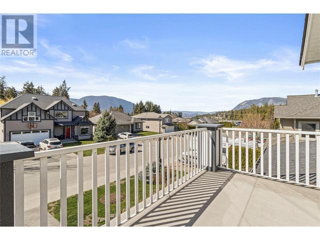 1850 23 Street Ne, House detached with 5 bedrooms, 3 bathrooms and 2 parking in Salmon Arm BC | Image 12