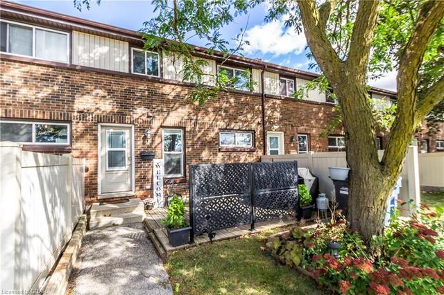 4 - 86 Burns Drive, House attached with 2 bedrooms, 2 bathrooms and 1 parking in Guelph ON | Image 12