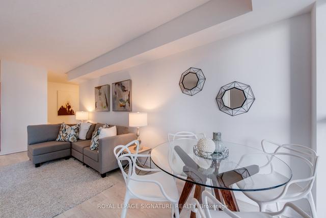 2401 - 30 Meadowglen Pl, Condo with 1 bedrooms, 2 bathrooms and 1 parking in Toronto ON | Image 26