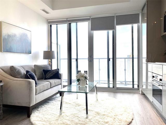 4008 - 7 Grenville St, Condo with 0 bedrooms, 1 bathrooms and null parking in Toronto ON | Image 14