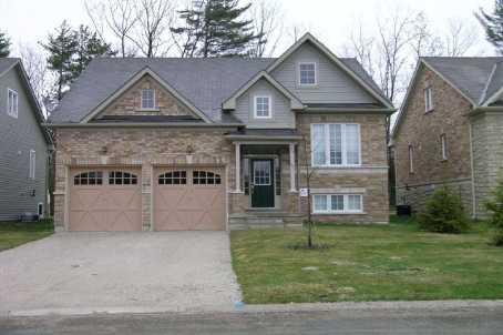 26 Goldfinch Dr, House detached with 3 bedrooms, 4 bathrooms and 4 parking in Wasaga Beach ON | Image 1