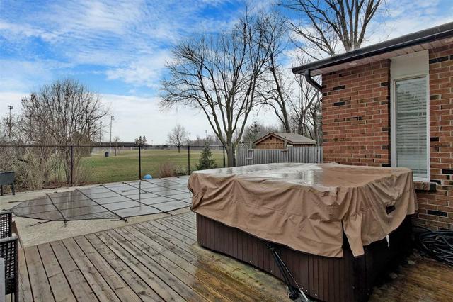 7 Mitchell Ave, House detached with 3 bedrooms, 4 bathrooms and 8 parking in Brampton ON | Image 33