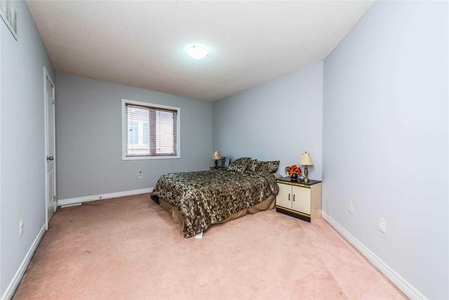 35 Accent Circ, House detached with 4 bedrooms, 3 bathrooms and 6 parking in Brampton ON | Image 14