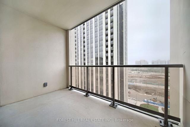 1002 - 9075 Jane St, Condo with 1 bedrooms, 2 bathrooms and 1 parking in Vaughan ON | Image 4
