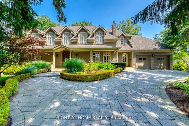 133 Gloucester Ave, House detached with 4 bedrooms, 7 bathrooms and 7 parking in Oakville ON | Image 1