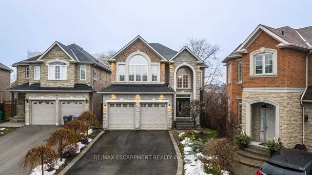 108 Danielson Crt, House detached with 4 bedrooms, 4 bathrooms and 7 parking in Mississauga ON | Image 1