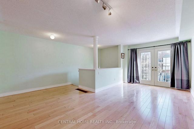 52 - 19 Foxchase Ave, Townhouse with 3 bedrooms, 3 bathrooms and 2 parking in Vaughan ON | Image 29