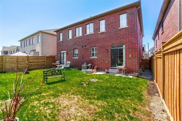42 Louise Street, House semidetached with 3 bedrooms, 2 bathrooms and 2 parking in Whitby ON | Image 27