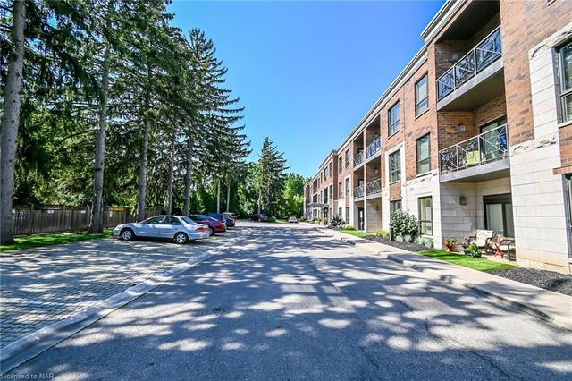 107 - 2799 St. Paul Avenue, House attached with 2 bedrooms, 2 bathrooms and 1 parking in Niagara Falls ON | Image 1