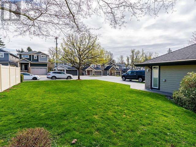 1 - 11737 236 Street, House attached with 3 bedrooms, 3 bathrooms and 3 parking in Maple Ridge BC | Image 26