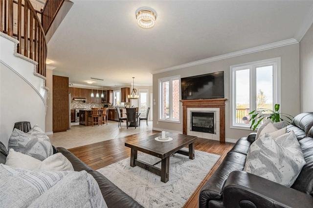 56 Ingram Dr, House detached with 5 bedrooms, 4 bathrooms and 4 parking in Guelph ON | Image 10