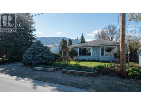 3575 Dunkley Drive, House detached with 3 bedrooms, 1 bathrooms and null parking in Armstrong BC | Card Image
