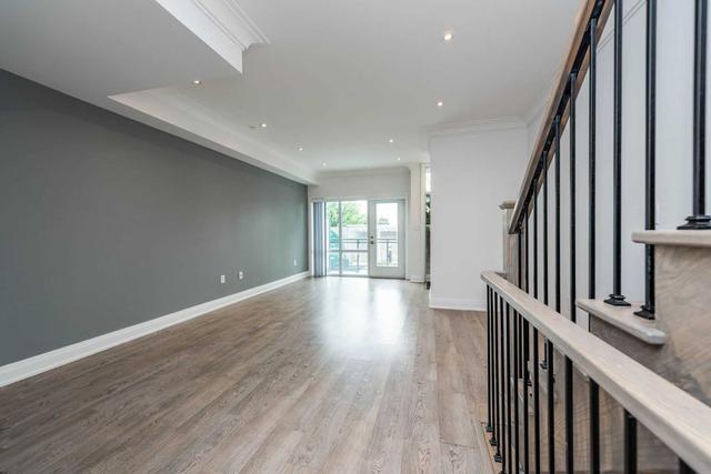 th3 - 16 Mcadam Ave, Townhouse with 4 bedrooms, 3 bathrooms and 2 parking in Toronto ON | Image 7
