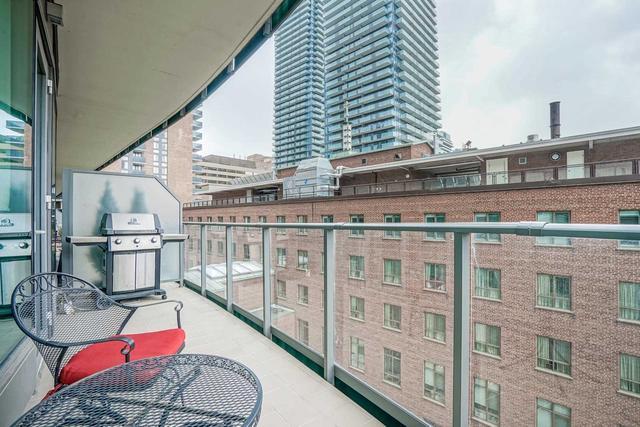 503 - 77 Charles St, Condo with 1 bedrooms, 2 bathrooms and 1 parking in Toronto ON | Image 16