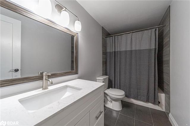 71 Robin Court, House semidetached with 4 bedrooms, 2 bathrooms and 3 parking in Barrie ON | Image 14