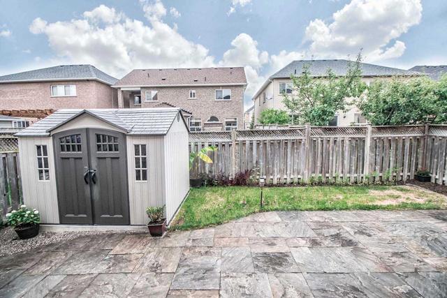 30 Amboise Cres, House detached with 3 bedrooms, 4 bathrooms and 4 parking in Brampton ON | Image 19