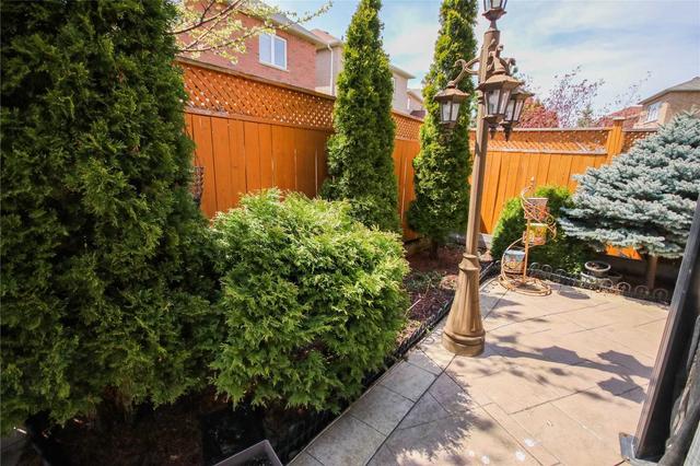 5576 Trailbank Dr, House detached with 5 bedrooms, 5 bathrooms and 6 parking in Mississauga ON | Image 33