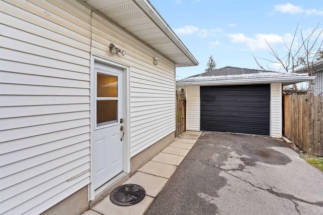 259 Lakeshore Rd, House detached with 3 bedrooms, 2 bathrooms and 4 parking in St. Catharines ON | Image 8