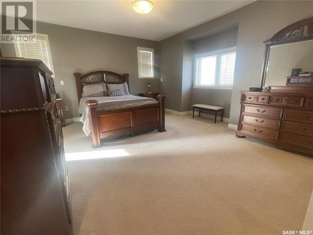 205 Lonsdale Street, House detached with 7 bedrooms, 5 bathrooms and null parking in Maple Creek SK | Image 31