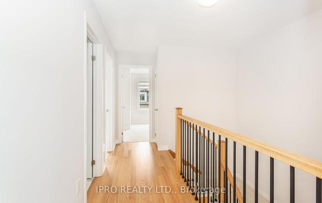 90 Freedom Cres, House attached with 3 bedrooms, 3 bathrooms and 2 parking in Hamilton ON | Image 22