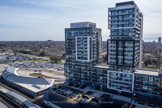 1902 - 2093 Fairview St, Condo with 2 bedrooms, 2 bathrooms and 1 parking in Burlington ON | Image 1