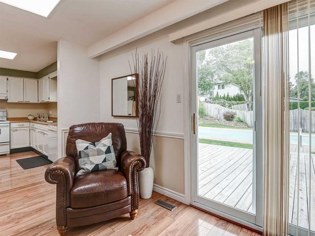 116 Hesp Dr, House detached with 4 bedrooms, 3 bathrooms and 5.5 parking in Caledon ON | Image 4