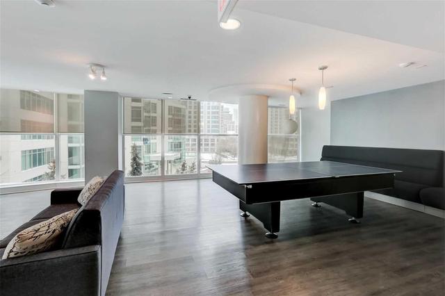 th3 - 2067 Lake Shore Blvd W, Townhouse with 3 bedrooms, 2 bathrooms and 2 parking in Toronto ON | Image 31