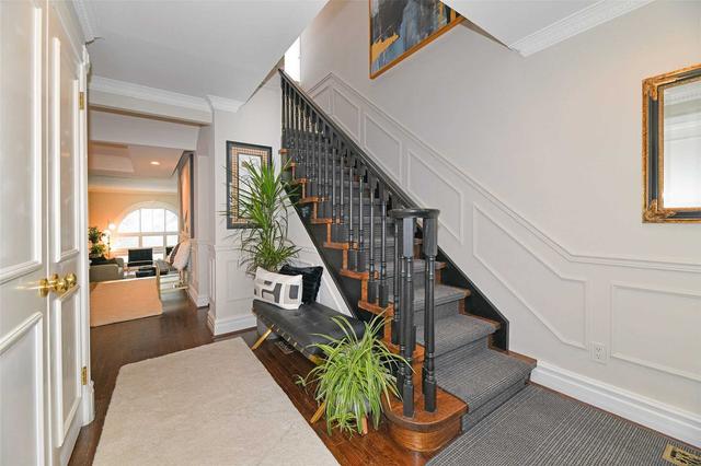 45 Dunvegan Rd, House detached with 3 bedrooms, 4 bathrooms and 5 parking in Toronto ON | Image 22