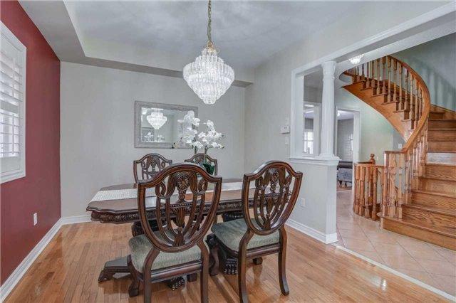 39 Carmel Cres, House detached with 5 bedrooms, 4 bathrooms and 4 parking in Brampton ON | Image 7