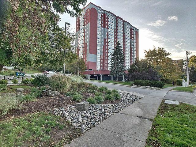 915 - 55 Green Valley Dr, Condo with 2 bedrooms, 2 bathrooms and 1 parking in Kitchener ON | Image 1