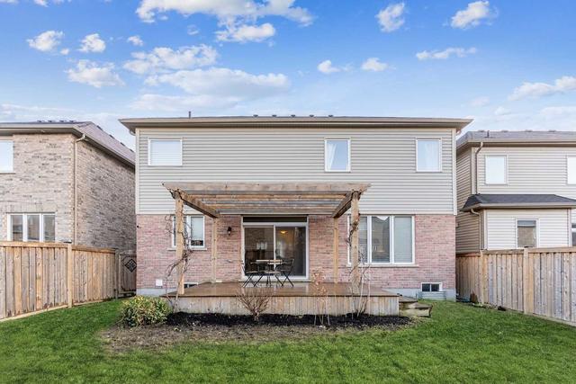 323 Powell Rd, House detached with 4 bedrooms, 5 bathrooms and 4 parking in Brantford ON | Image 35