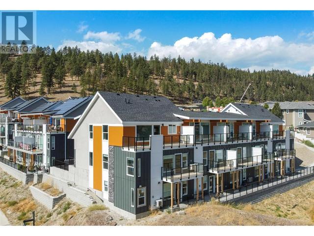 61 - 685 Boynton Place, House attached with 2 bedrooms, 1 bathrooms and 1 parking in Kelowna BC | Image 3