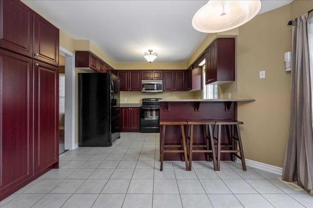 17 Huntington Dr, House detached with 4 bedrooms, 3 bathrooms and 4 parking in Barrie ON | Image 30