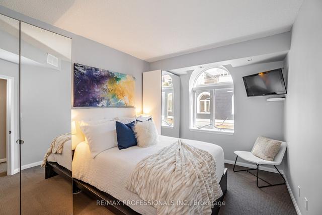 567 - 36 Stadium Rd, Townhouse with 2 bedrooms, 2 bathrooms and 1 parking in Toronto ON | Image 5