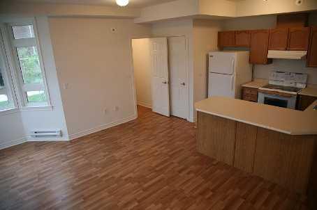 th21 - 11 Pine St, Townhouse with 1 bedrooms, 1 bathrooms and 1 parking in Toronto ON | Image 4