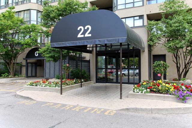 1214 - 22 Clarissa Dr, Condo with 2 bedrooms, 2 bathrooms and 1 parking in Richmond Hill ON | Image 8
