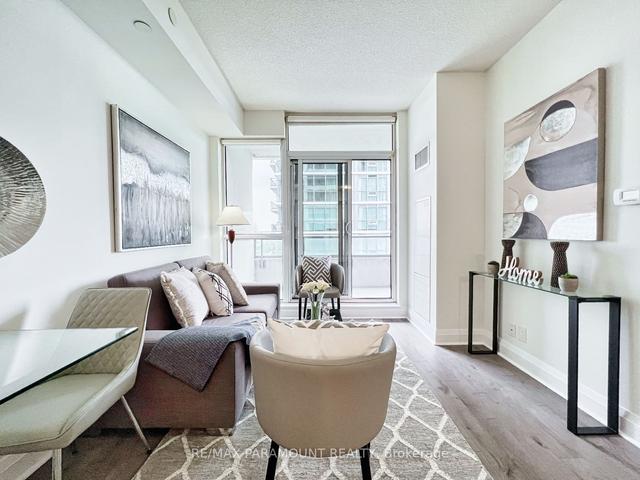 701 - 17 Zorra St, Condo with 1 bedrooms, 1 bathrooms and 0 parking in Toronto ON | Image 5