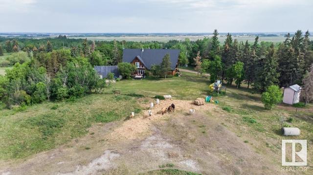 17407 Twp Rd 500, House detached with 5 bedrooms, 2 bathrooms and null parking in Beaver County AB | Image 70