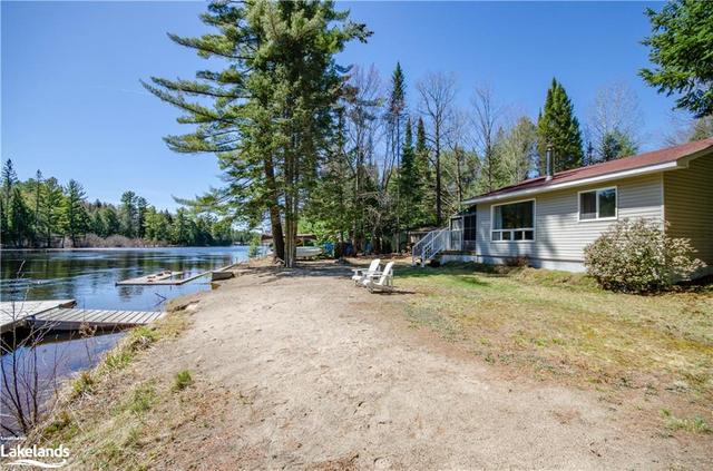1023 Harmony Lane Private, House detached with 2 bedrooms, 1 bathrooms and 8 parking in Bracebridge ON | Image 29
