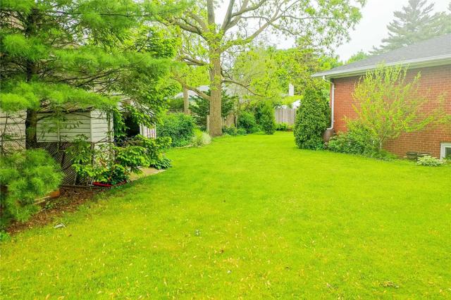 390 Willis Dr, House detached with 3 bedrooms, 2 bathrooms and 3 parking in Oakville ON | Image 18