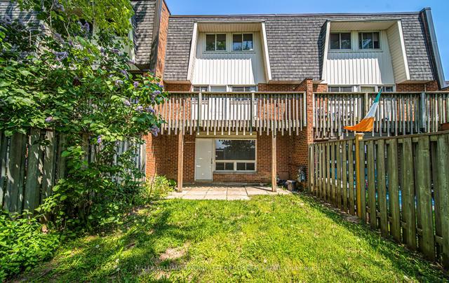 100 Deacon Lane, Townhouse with 3 bedrooms, 2 bathrooms and 2 parking in Ajax ON | Image 24