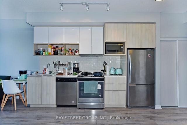 217 - 52 Forest Manor Rd, Condo with 1 bedrooms, 1 bathrooms and 0 parking in Toronto ON | Image 4