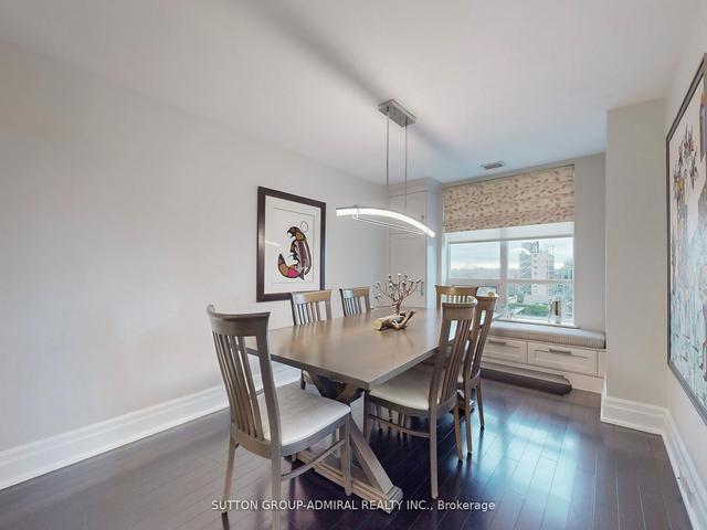 804 - 155 St Clair Ave W, Condo with 2 bedrooms, 3 bathrooms and 2 parking in Toronto ON | Image 11