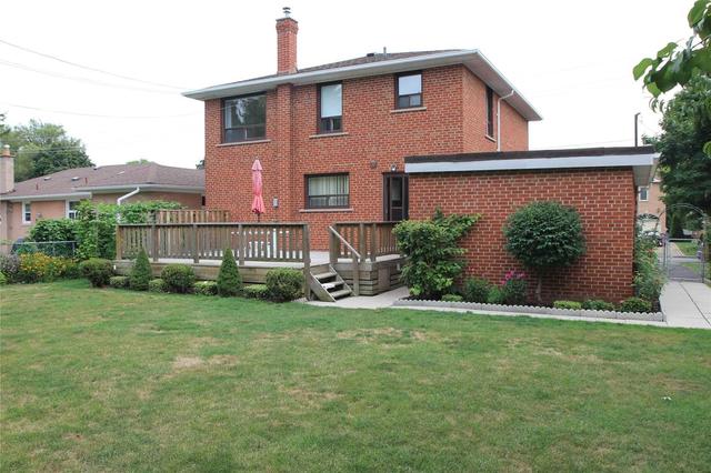 104 Otonabee Ave, House detached with 4 bedrooms, 3 bathrooms and 6 parking in Toronto ON | Image 7