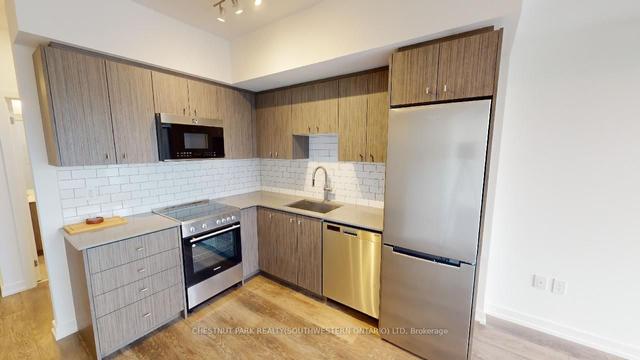 2101 - 15 Wellington St, Condo with 1 bedrooms, 1 bathrooms and 1 parking in Kitchener ON | Image 32